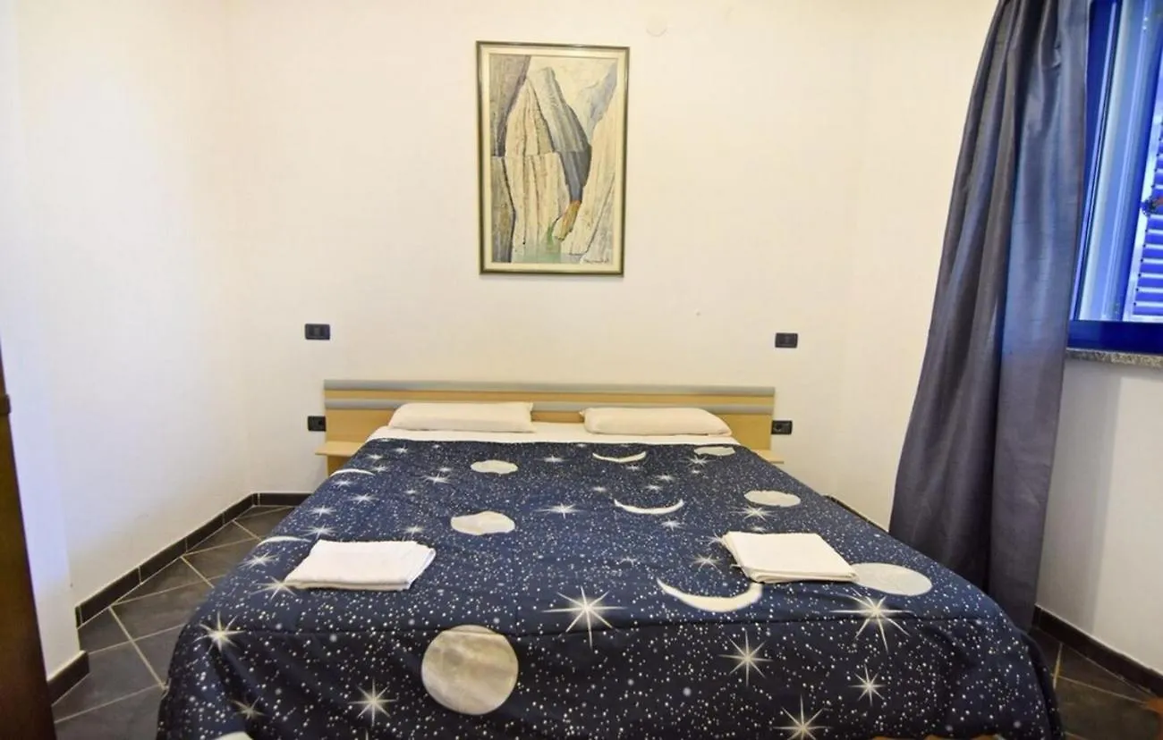 Apartments With A Parking Space Umag - 22813