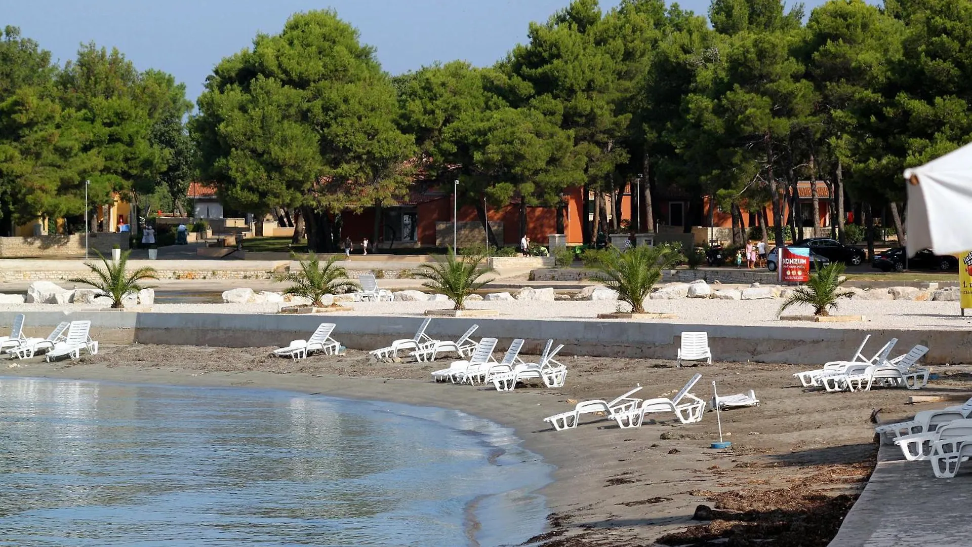 Apartments With A Parking Space Umag - 22813