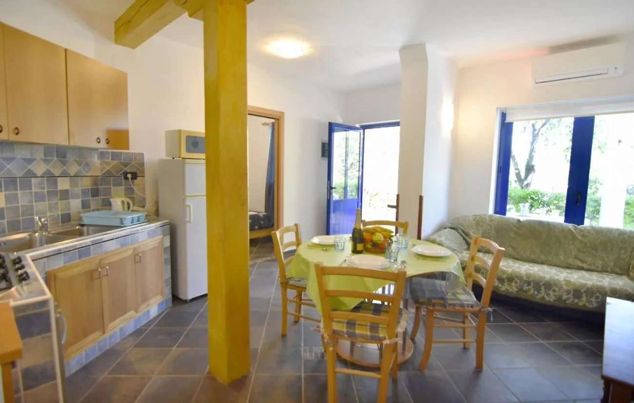Apartments With A Parking Space Umag - 22813